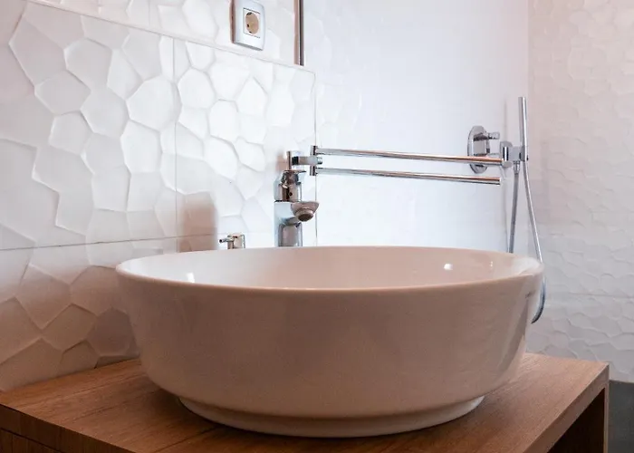 Great For Couples Or Small Families * Ljubljana