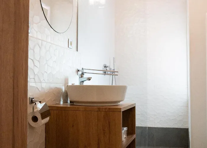 Great For Couples Or Small Families Apartma Ljubljana