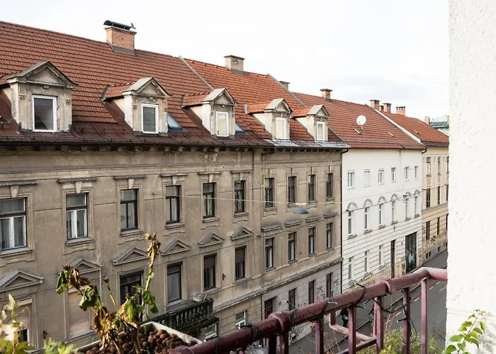 Great For Couples Or Small Families Appartement *